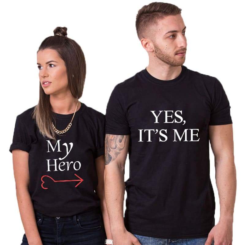 couple avec T shirt couple Mon Hero insta couple la boutique de tous la boutique de tous les couples